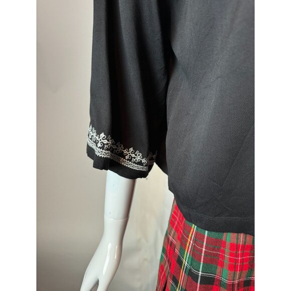 Sugar + Lips Black Embroidered Boho Top With Tassel Detail Large Rayon - Picture 11 of 16